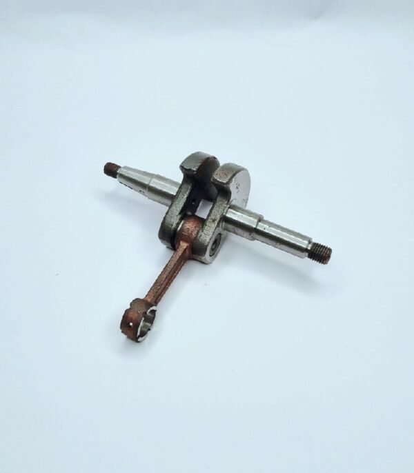Chainsaw Crankshaft - Image 1