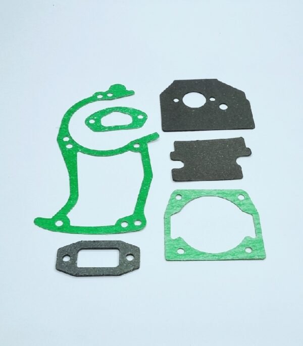 Chainsaw Gasket Set - Image 2