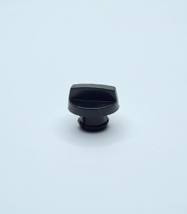 Chainsaw Air Filter Knob Small - Image 1