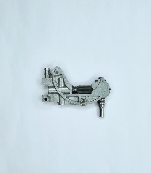 Chainsaw Oil Pump - Image 2