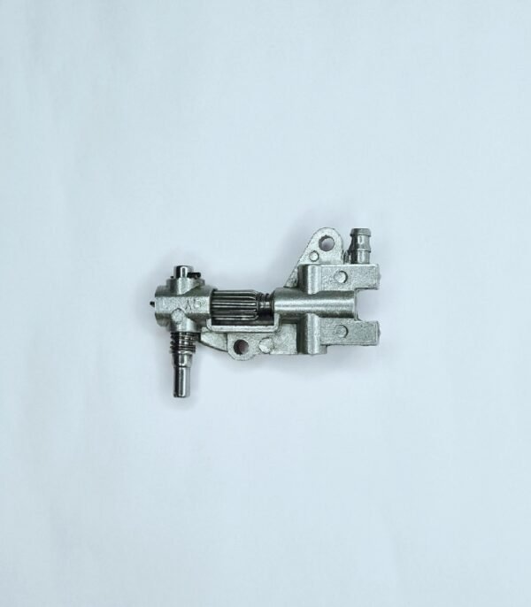 Chainsaw Oil Pump - Image 1