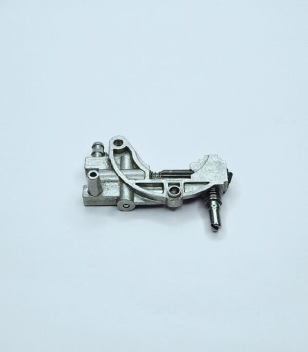 Chainsaw Oil Pump - Image 3