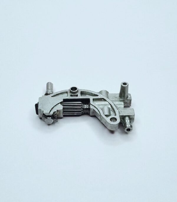Chainsaw Oil Pump - Image 5
