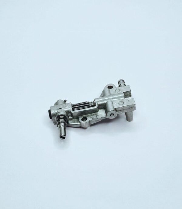 Chainsaw Oil Pump - Image 6